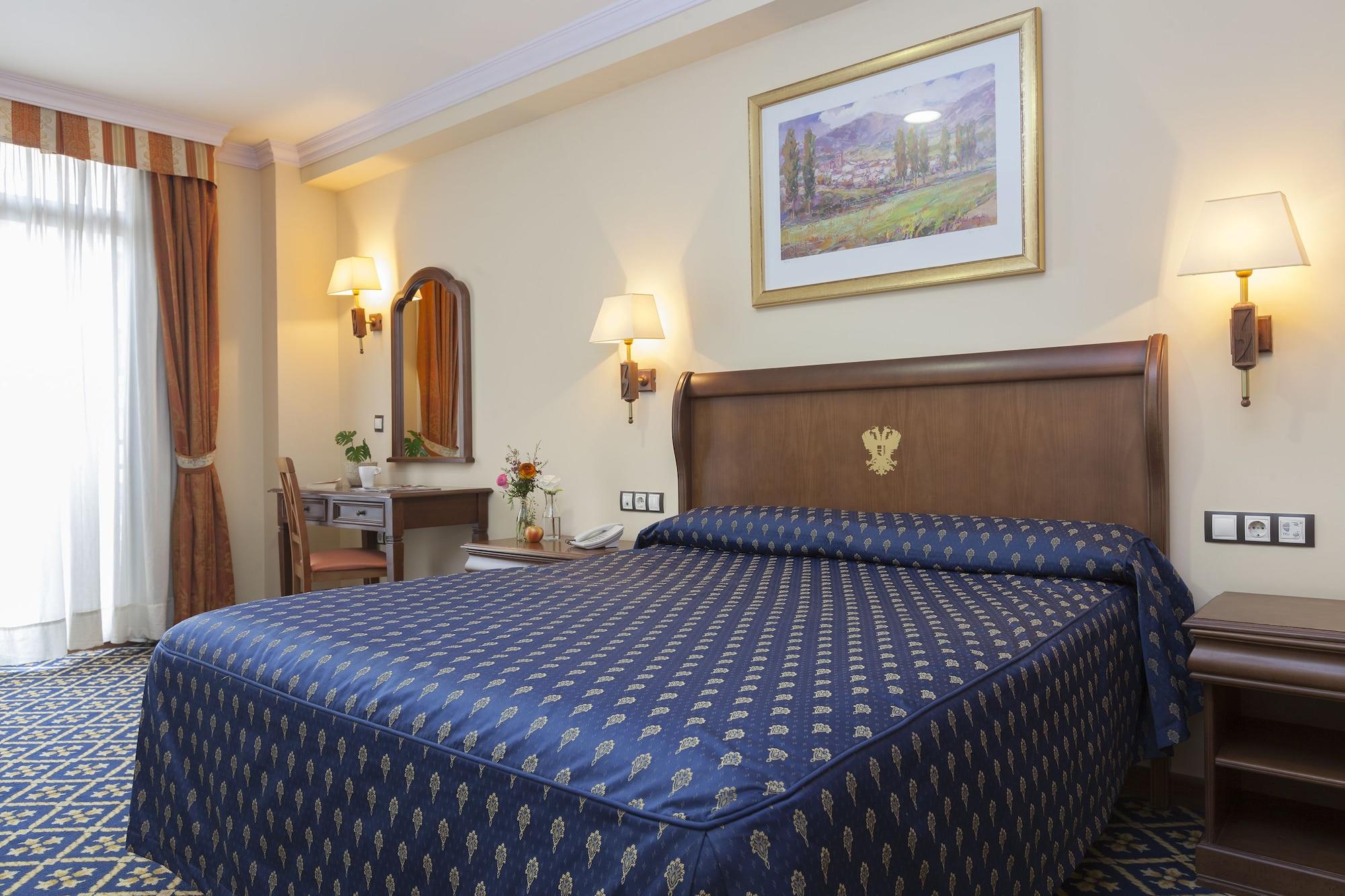 Hotel Agora Juan De Austria Madrid Esterno foto