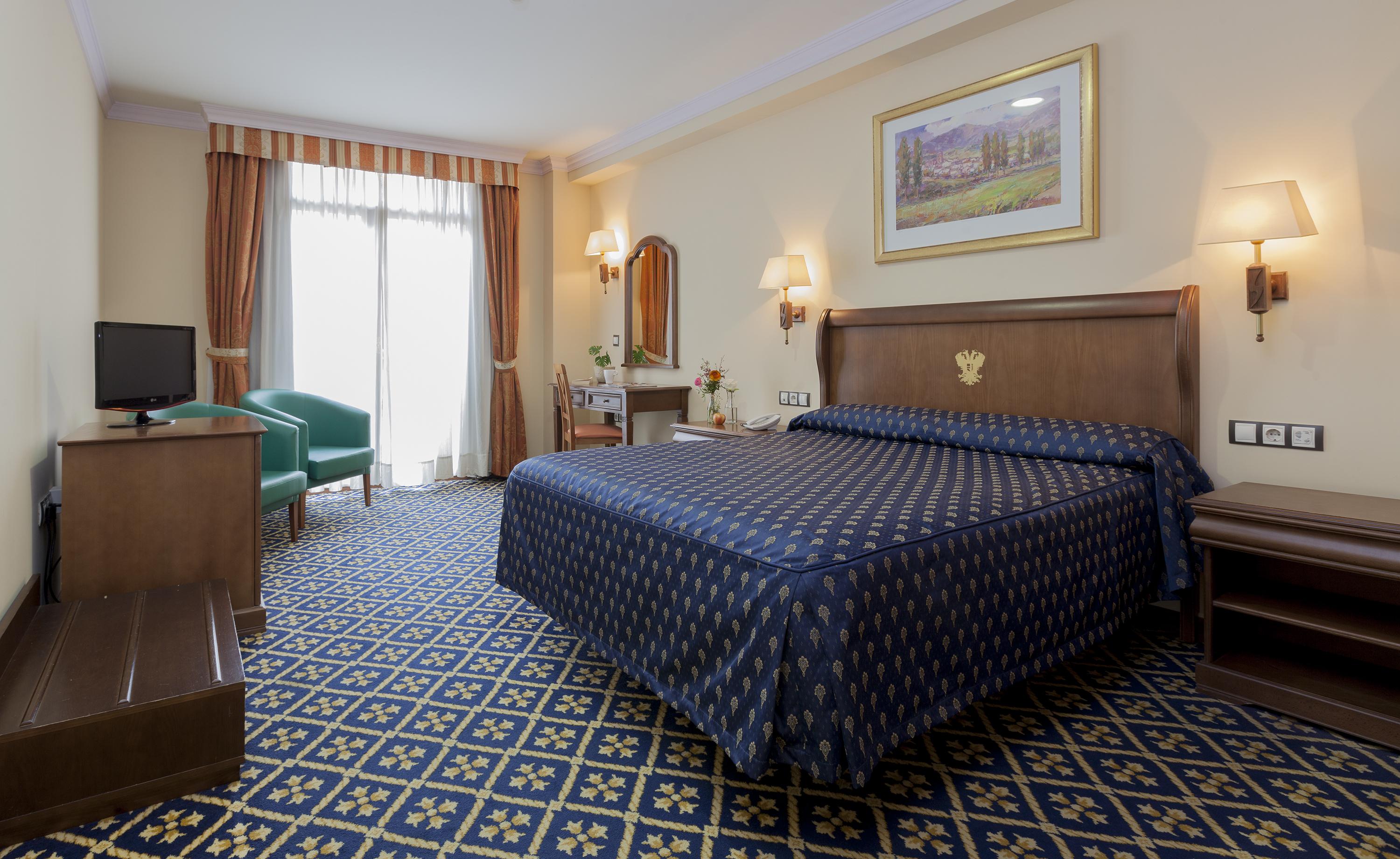 Hotel Agora Juan De Austria Madrid Esterno foto