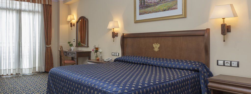 Hotel Agora Juan De Austria Madrid Esterno foto